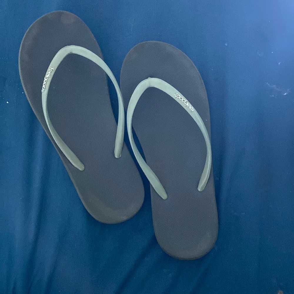 Feelgoodz Slim Flip Flops